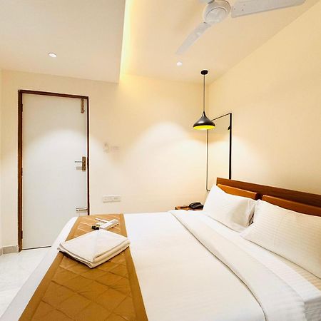 Hotel Star Avenue - Indiranagar Bangalore Exterior photo